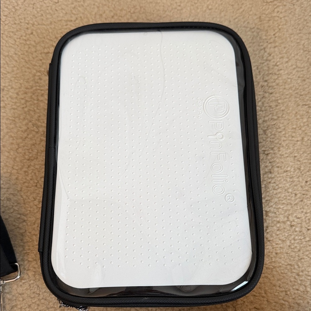 Lightly used GoPinPro Pinfolio Show XL case